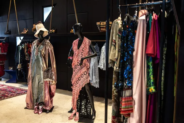 Nigerian designer pushes 'Afro-lux' onto the global fashion scene