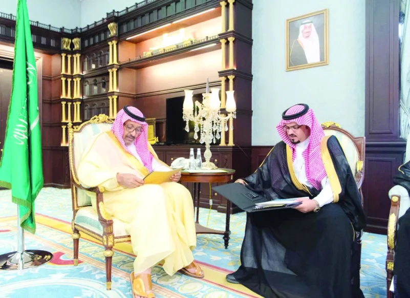 أمير الباحة يوجه بتكريس جهود الأمانة لخدمة المواطن