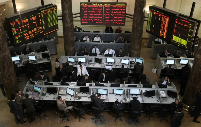 البورصة المصرية تخسر 30 مليار جنيه وتراجع جماعي لمؤشراتها