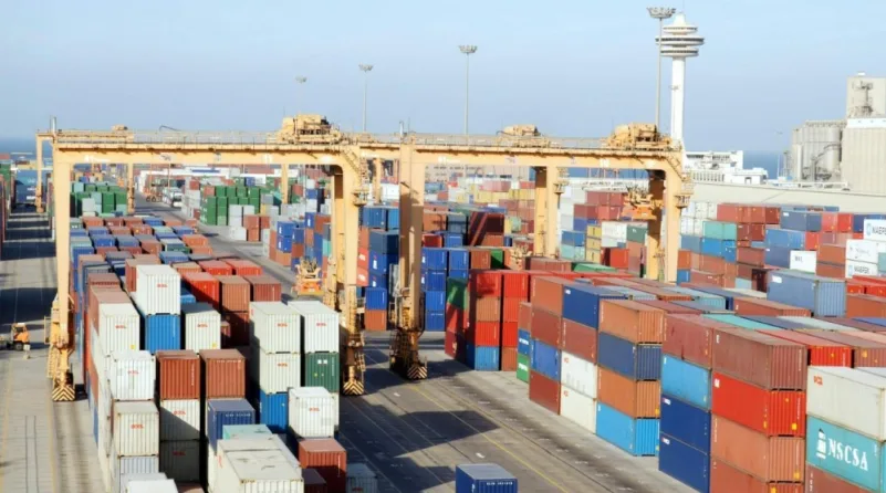ميناء الدمام يناول 29 مليون طن بضائع حتى نوفمبر 2018م