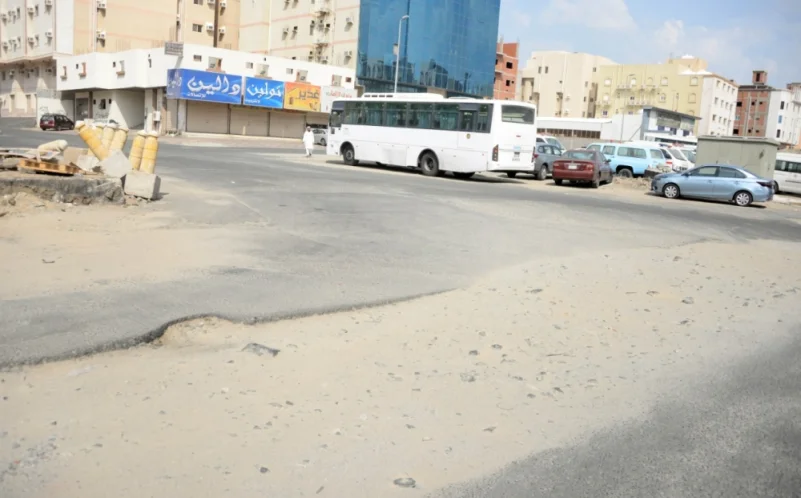 أمانة مكة تشكل فرق ميدانية للعمل على صيانة الطرق والشوارع