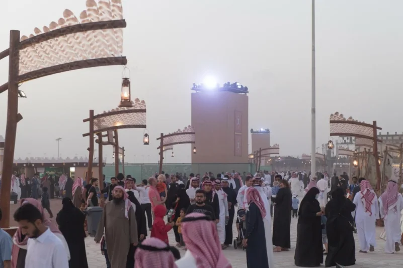 مهرجان الملك عبدالعزيز للصقور يسدل الستار على نسخته الأولى بشهادة "غينيس"