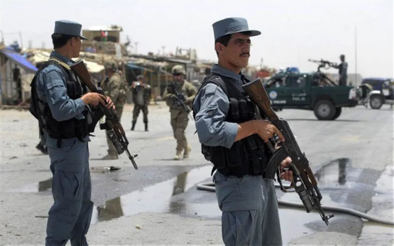 مقتل 10 من قوات الأمن الأفغاني في اشتباكات مع طالبان شمال البلاد