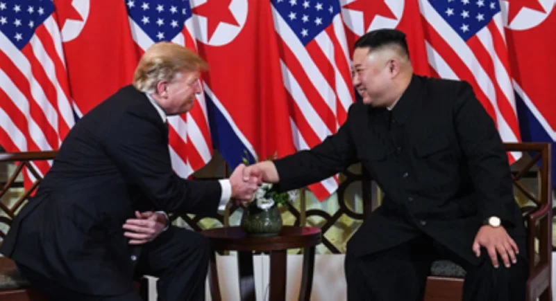 ترامب يختتم أعمال قمة هانوي مع زعيم كوريا الشمالية