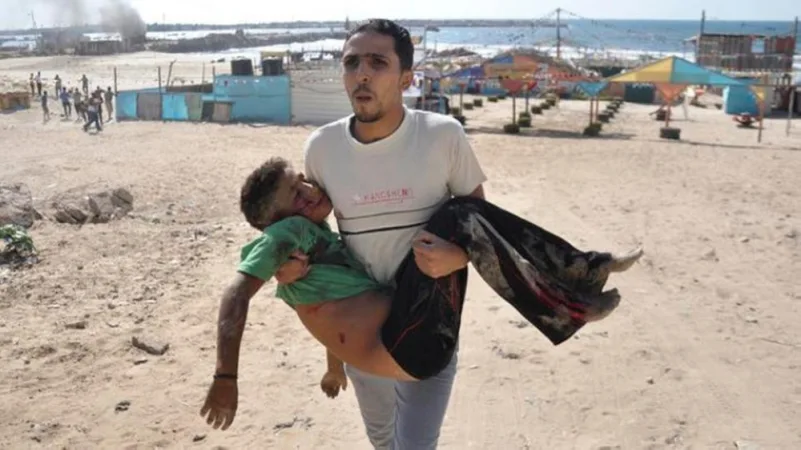 40 قتيل و 3000 طفل فلسطيني جريح بالقرب من السياج الفاصل بين غزة وإسرائيل