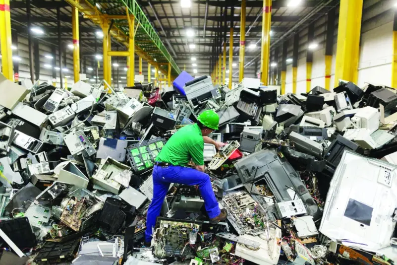 « النفايات الإلكترونية» ثروات مهدرة وسموم تهدد الصحة