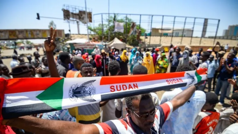 السودان.. استئناف المفاوضات والمحتجون يتمسكون بمجلس يرأسه مدني