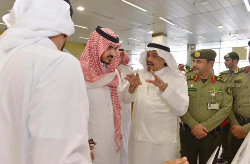 نائب أمير مكة يتفقد مجمع صالات الحج والعمرة بمطار الملك عبدالعزيز الدولي