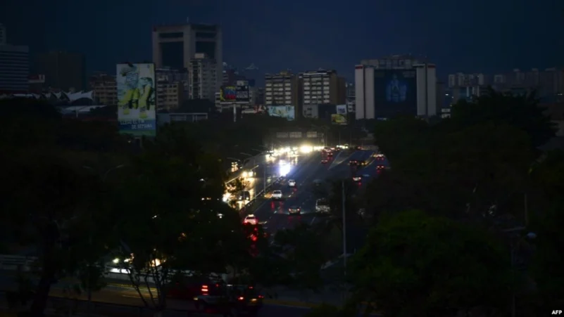 فنزويلا : انقطاع الكهرباء نجم عن "هجوم كهرو مغناطيسي"