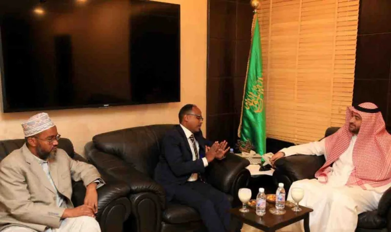 رئيس "مطوفي أفريقيا" يستعرض مع قنصل إثيوبيا الخدمات المقدمة للحجاج