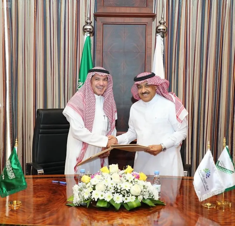 "تقويم التعليم" توقع عقداً مع "جامعة الملك سعود" للعلوم الصحية