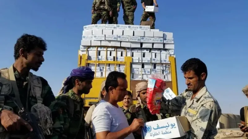 ناشط يمني: ميليشيا الحوثي تمنع وصول المساعدات للمحتاجين