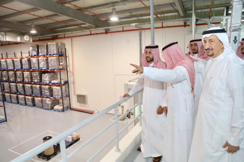 نائب أمير حائل يزور مصنع أجا فارما للصناعات الدوائية