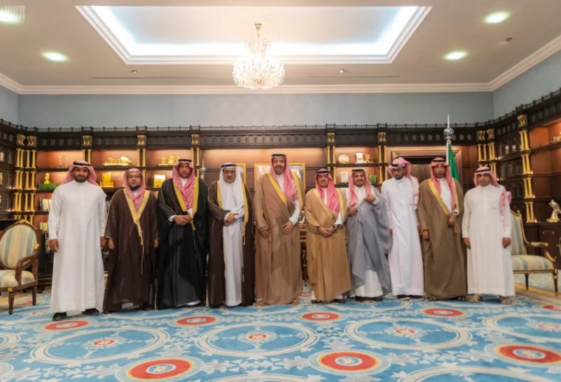 أمير الباحة يطالب بتكثيف الجهود لخدمة المواطنين