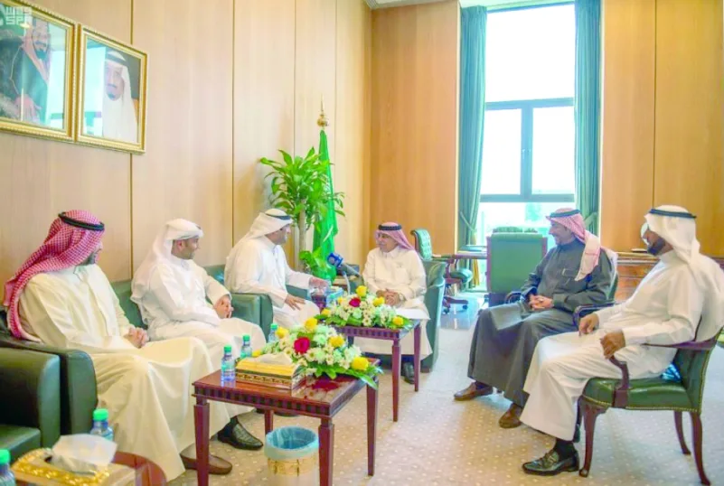 وزير التجارة يناقش مع نظيره الكويتي تسهيل إجراءات الصادرات والواردات