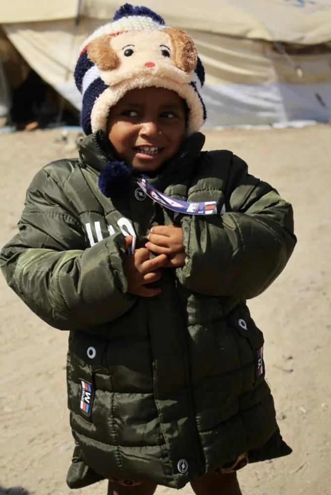 "سلمان للإغاثة" يدشن مشروع الحقيبة الشتوية في 11 محافظة يمنية