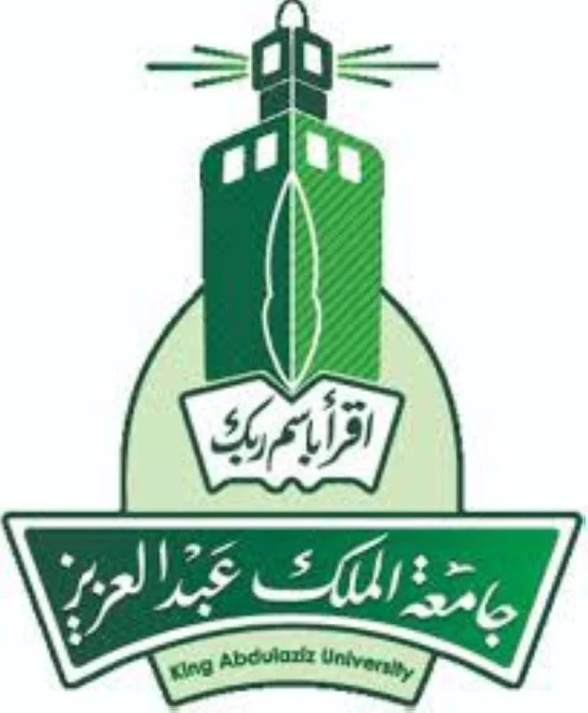 جامعة الملك عبدالعزيز تحتفي بالطلبة الخريجين