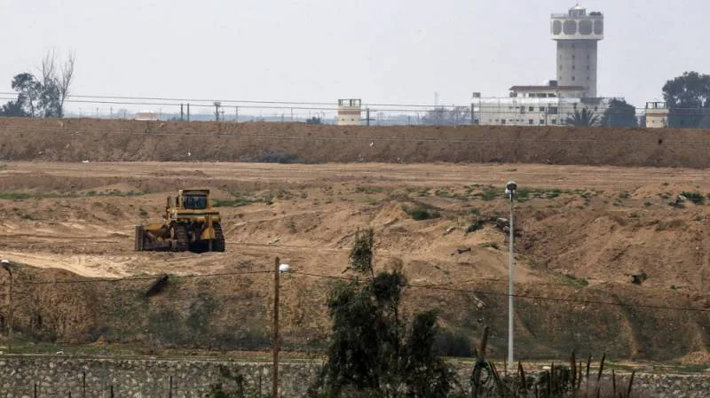 مصر تبني جدارًا أسمنتيًا على طول الحدود مع قطاع غزة