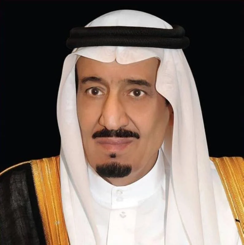 خادم الحرمين يتلقى اتصالاً من ولي عهد الكويت للتهنئة بالعيد