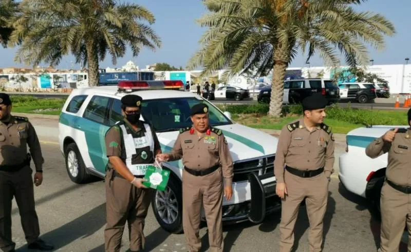 30 ألف هدية معايدة من الفيصل لرجال الأمن والطواقم الطبية بالمنطقة