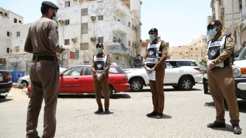 شرطة مكة تكثف جولاتها لرصد مخالفات الإجراءات الاحترازية