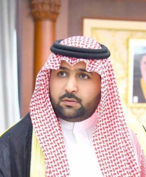 نائب أمير منطقة جازان ينقل تعازي القيادة لوالد وذوي الشهيد " المالكي "