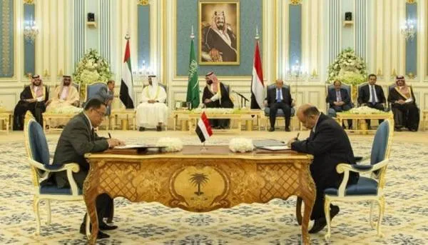 الحكومة اليمنية وجهات دولية ترحب بجهود المملكة لتنشيط "اتفاق الرياض"