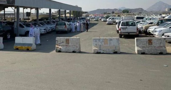 إغلاق معارض السيارات في "عابدية مكة" تمهيدًا لنقلها إلى العكيشية