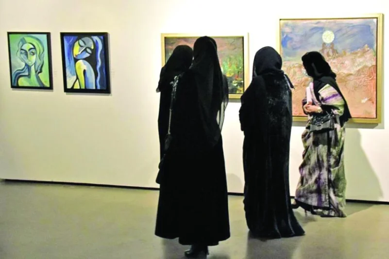 «هن وهم نحن».. تجربة فنية مميزة لأمهات سعوديات مبدعات