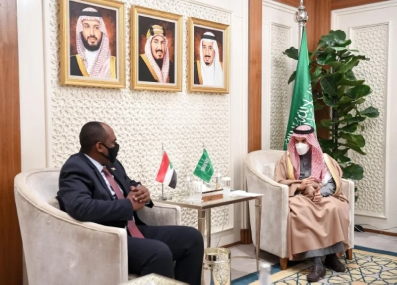 وزير الخارجية يستعرض مع عضو "السيادي السوداني" الموضوعات ذات الاهتمام المشترك