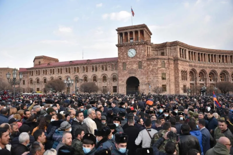بعد اتهام محاولة الانقلاب.. رئيس وزراء أرمينيا: أسيطر على الأوضاع