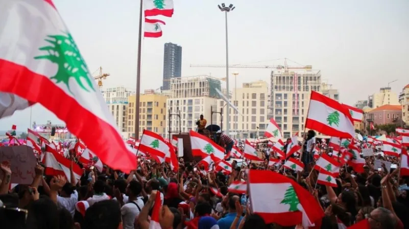 لبنان..تجدد الاحتجاجات مع وصول الدولار إلى 12 ألف ليرة