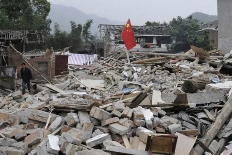 زلزالان شديدان يضربان مقاطعتي تشينغهاي ويونان في الصين