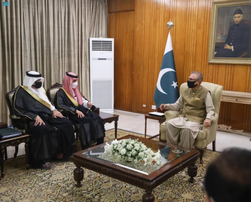 رئيس باكستان يشيد بإجراءات المملكة لسلامة الحجاج