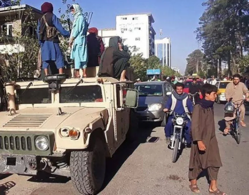 الداخلية الأفغانية: "طالبان" تدخل كابول من جميع الاتجاهات