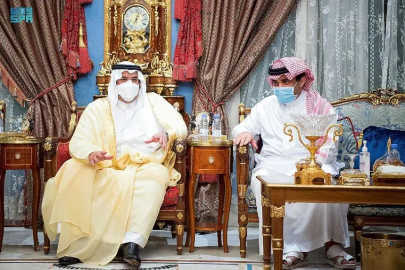 أمير الرياض بالنيابة يعزّي البلطان  في وفاة والدته