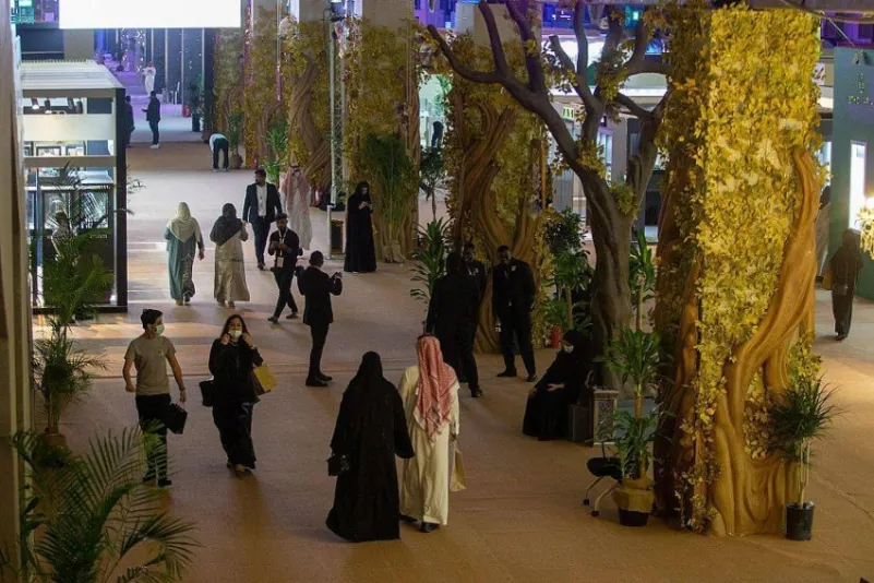 معرض المجوهرات الفريدة بموسم الرياض 2021 يبدأ فعالياته