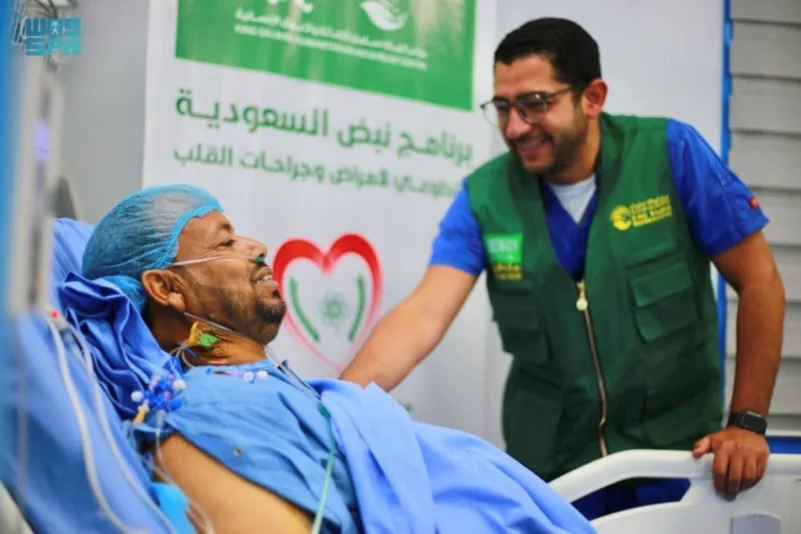 "نبض السعودية" يختتم برنامجه في المكلا بإجراء (34) عملية قلب مفتوح