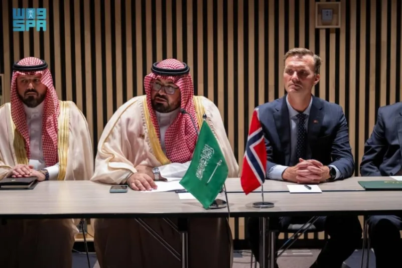 الإبراهيم يشارك في اجتماع الطاولة المستديرة النرويجي السعودي