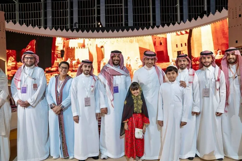 على هامش قمم الرياض .. وزراء ومسؤولون يستكشفون التجربة الخلاقة لـ "واحة الإعلام"