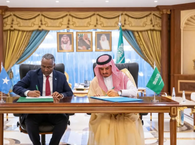 وزارة الداخلية ووزارة الشؤون الخارجية والتعاون الدولي في الصومال توقعان اتفاقية تعاون