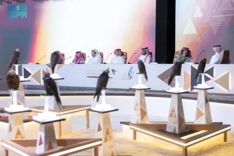 تأهل 6 صقارين في اليوم الـ15 للمشاركة في شوطي (سيف الملك) بمهرجان الملك عبدالعزيز