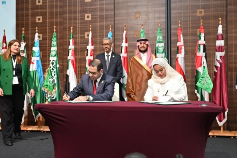 "الألكسو" توقع (31) اتفاقية تعاون مع (17) دولة عربية