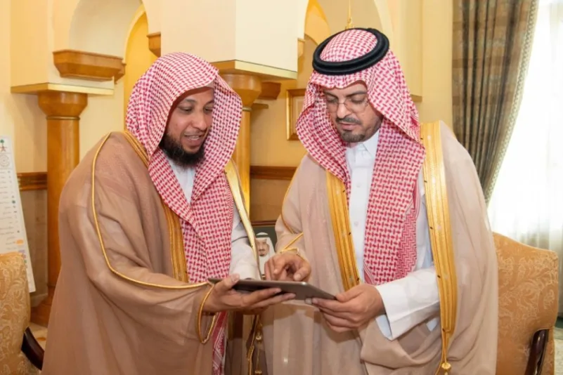 نائب أمير مكة  يدشن حملة "الدين يسر"