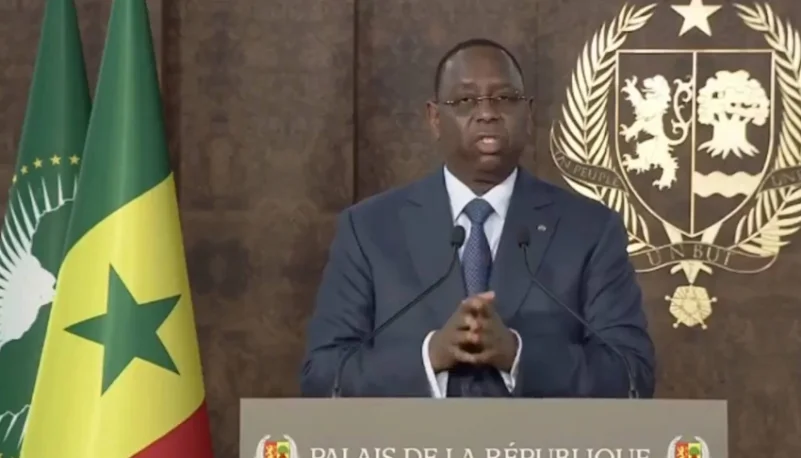 السنغال.. الرئيس يؤجل الانتخابات الرئاسية