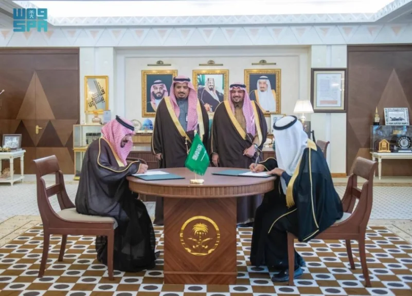 الأمير فيصل بن مشعل يشهد توقيع مذكرة تفاهم بين التجمع الصحي والمدينة الطبية بجامعة القصيم