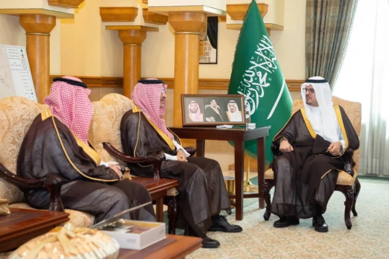 نائب أمير مكة المكرمة يستقبل محافظ الهيئة العليا للأمن الصناعي