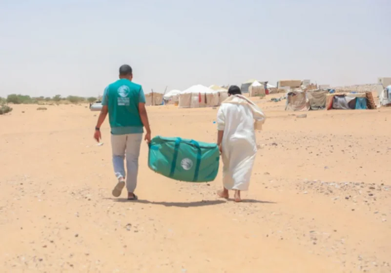 "سلمان للإغاثة" يوزع مساعدات إيوائية لمتضرري السيول في محافظة حضرموت