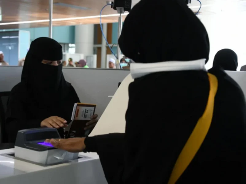 جوازات مطار الأمير محمد بن عبدالعزيز الدولي تستقبل أولى رحلات ضيوف الرحمن من تايلاند