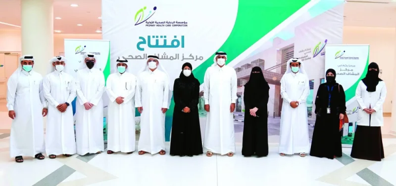 HE the Prime Minister and Minister of Interior Sheikh Khalid bin Khalifa bin Abdulaziz al-Thani with other dignitaries at the inauguration of the health centre.